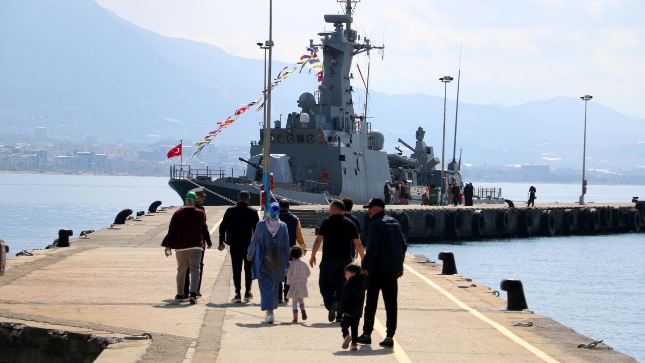 TCG BORA, 23 Nisan'da Alanya'da ziyarete açıldı