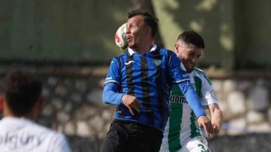 TFF 2. Lig: Muğlaspor: 0 - Karacabey Belediyespor: 3
