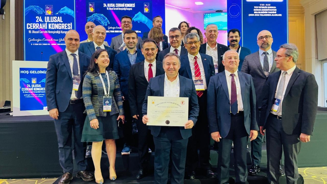 Türk Cerrahi Derneği’nden Eğitim ve Araştırma Hastanesi’ne yeterlik belgesi takdimi