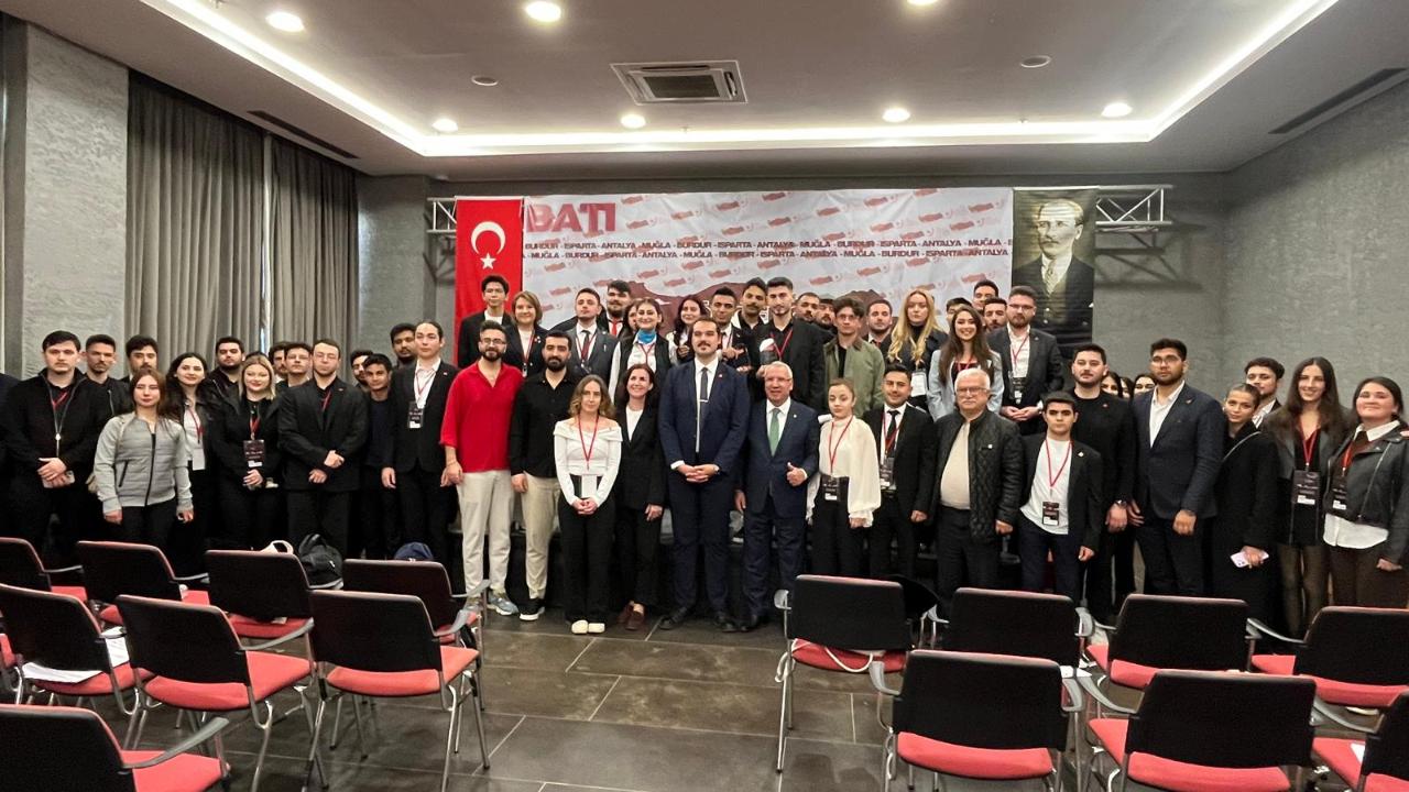 Üniversite komisyonu öğrenci çalıştayı tamamlandı