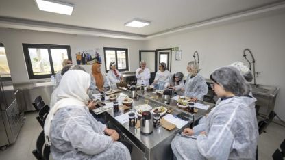 Mersin’de kadın üreticilere bitki çayı eğitimi