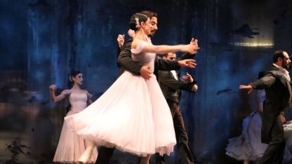 'Anna Karenina' dünya prömiyeriyle sahnede