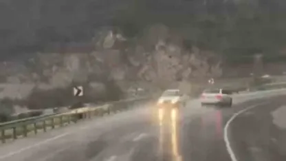 Kilometrelerce ters yönde ilerledi, kaza kıl payı atlatıldı