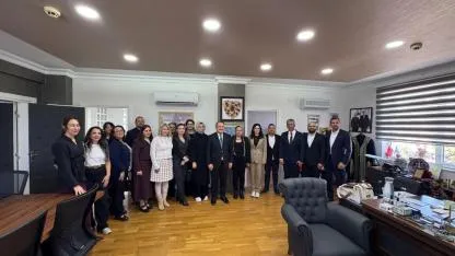 Antalya İl Sağlık Müdürü Özkan'a sürpriz doğum günü kutlaması