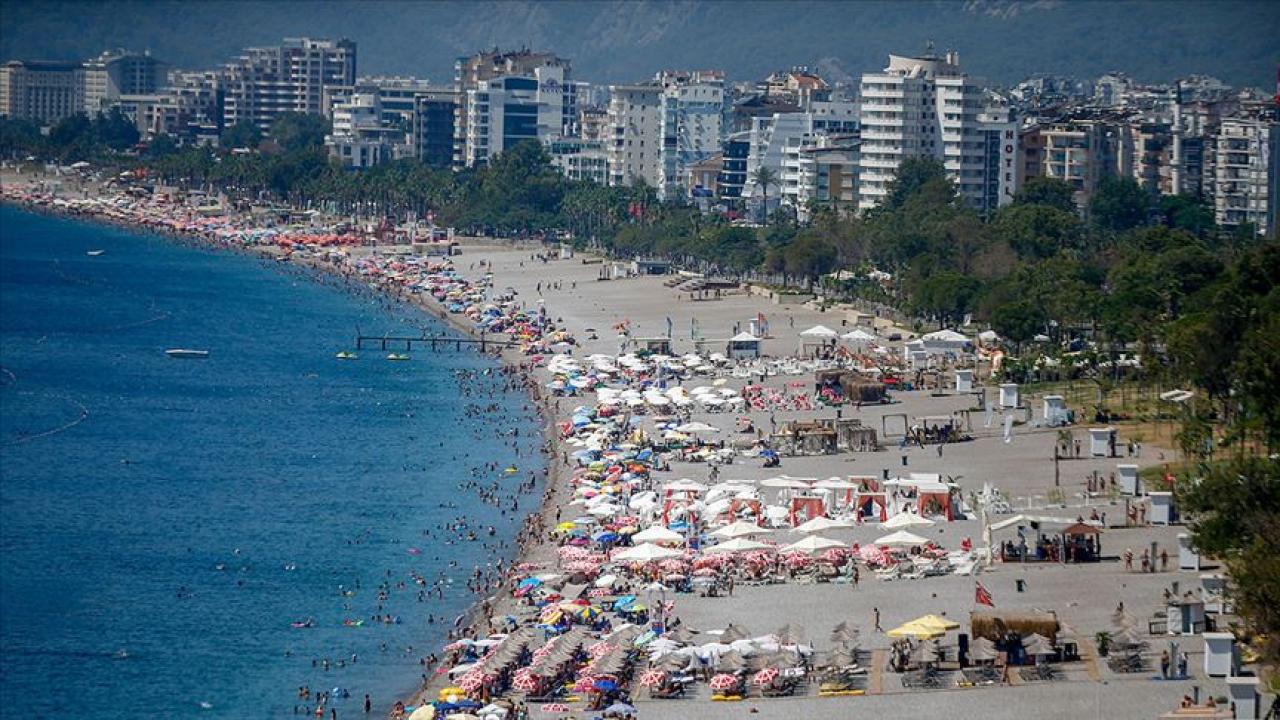 Antalya'da hava sıcaklıkları normale dönüyor!