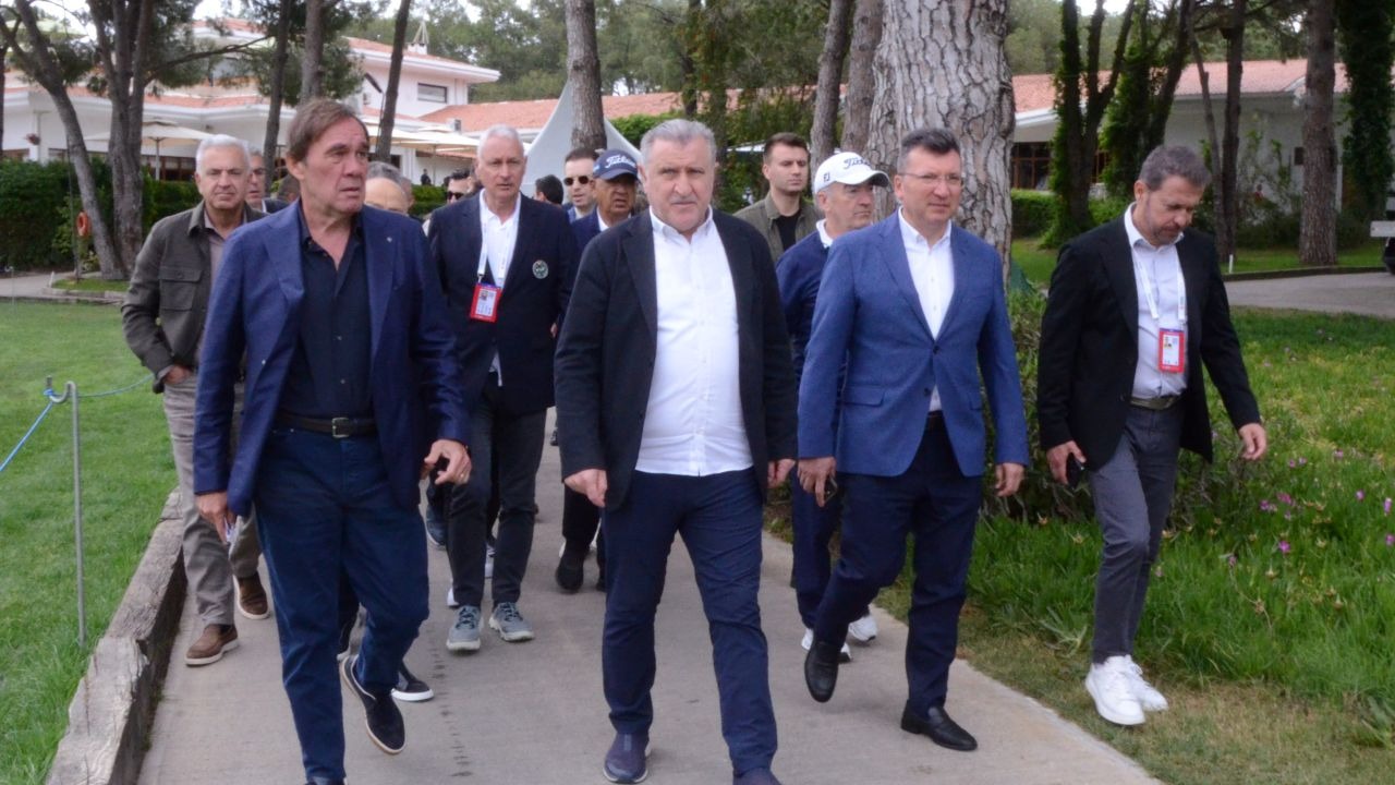 Bakan Bak, Turkish Airlines Open 2026 Golf Turnuvası ödül töreni için Antalya'da