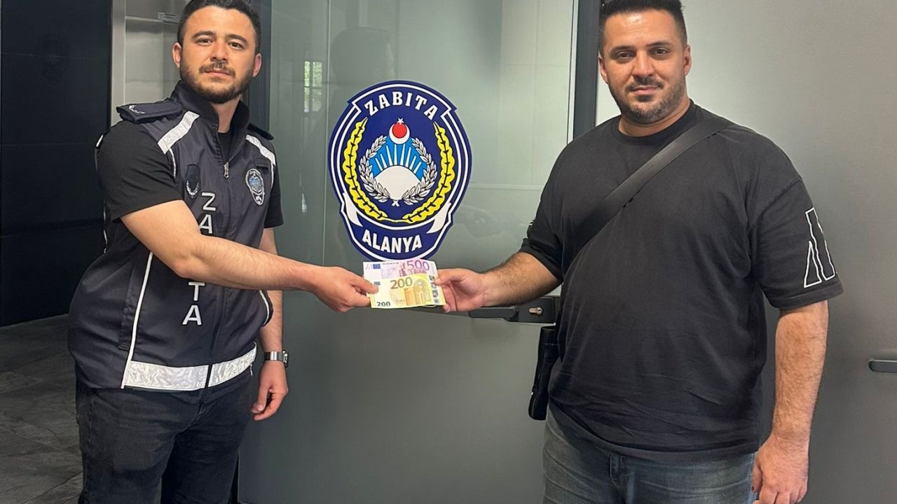 Düşürdüğü 700 avroya duyarlı vatandaş sayesinde kavuştu