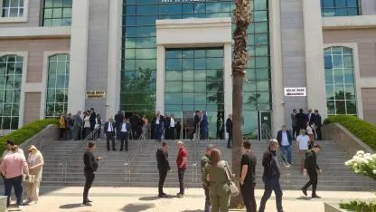 Muhittin Böcek tanığa soru yöneltti!