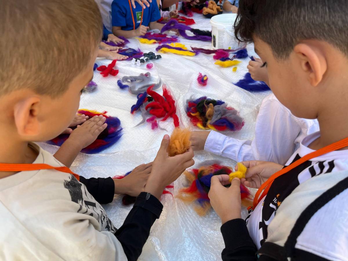Uluslararası Kaleiçi Old Town Festivali'nde minik eller keçe sanatıyla tanıştı