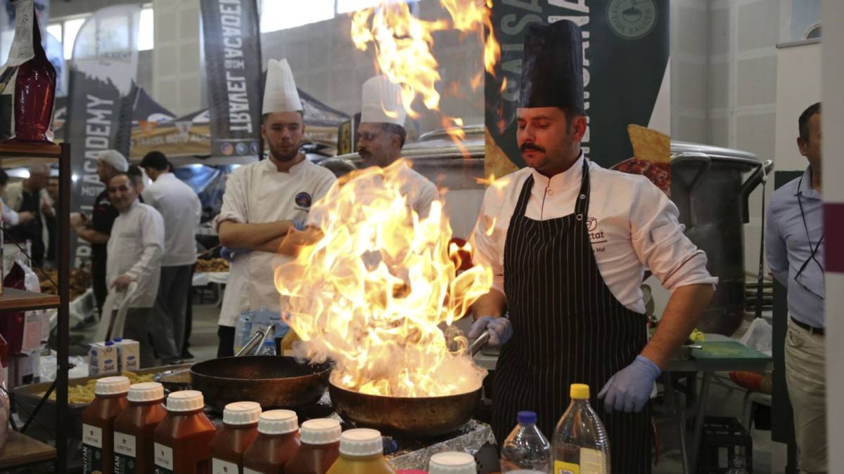 Isparta Turizm Ve Gastronomi Fuarı açıldı