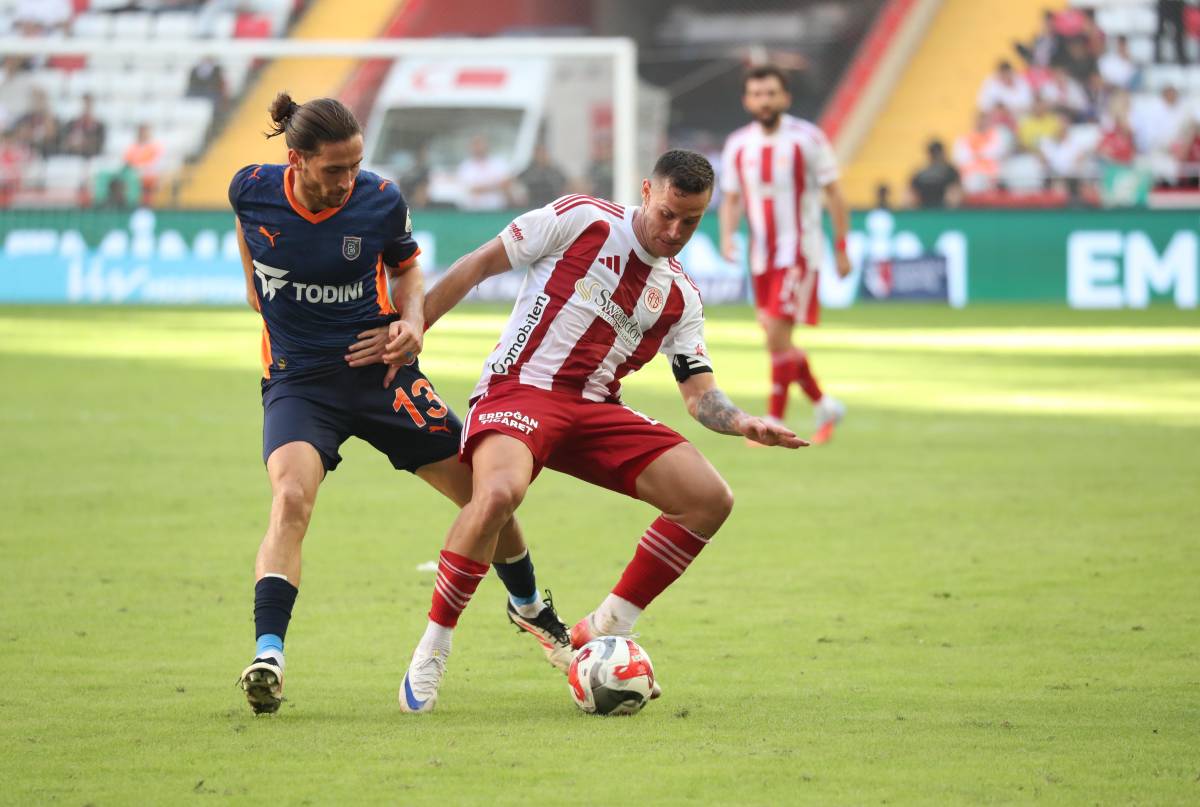 Antalyaspor tel tel dökülüyor!