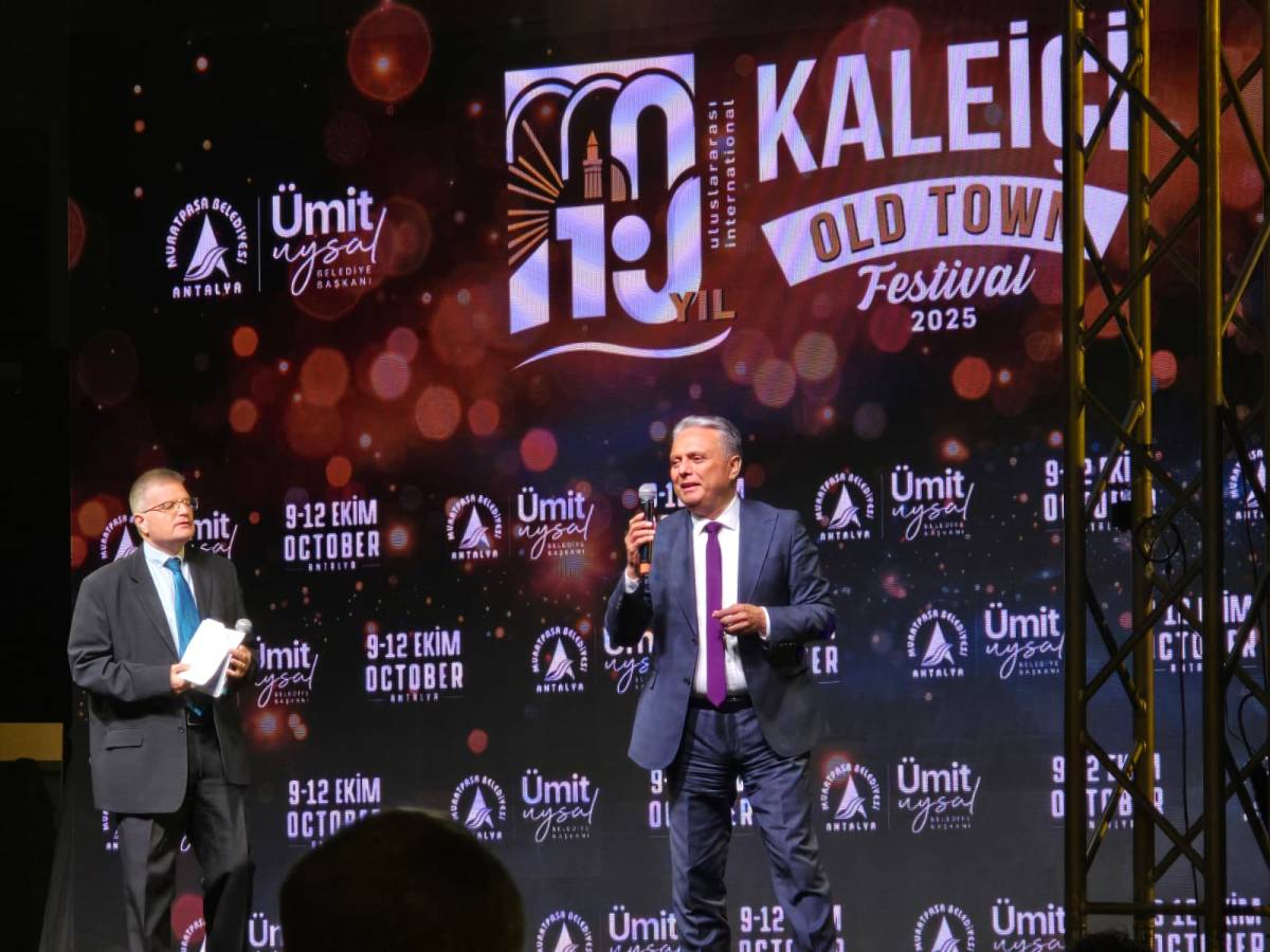 Antalya’da kültür ve dostluk buluşması! Kaleiçi Old Town Festivali başladı