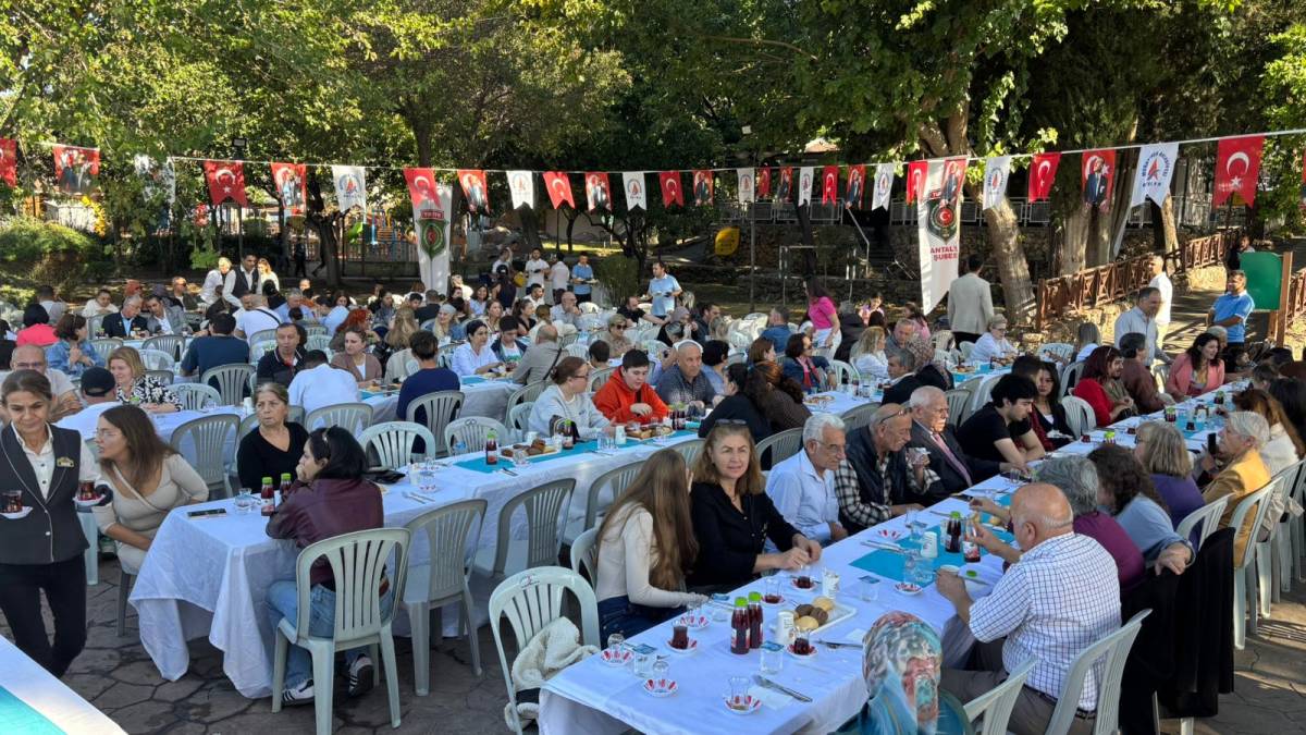 Şehit ve Gaziler Derneği üyeleri kahvaltıda buluştu