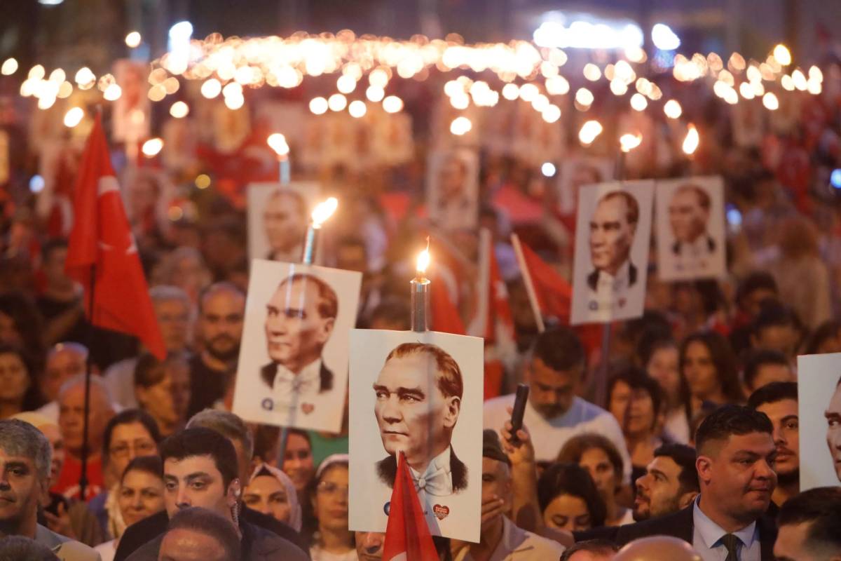 Antalya’da Cumhuriyet rüzgarı esecek
