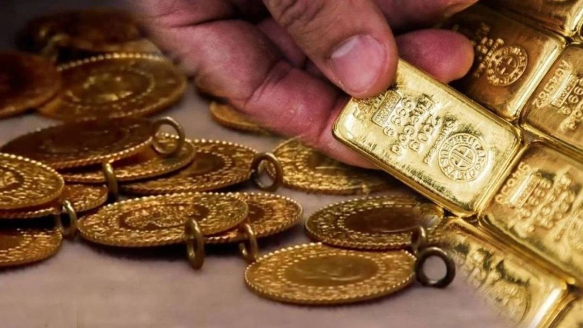 Rekor üstüne rekorla altın, güvenli liman olmayı sürdürüyor