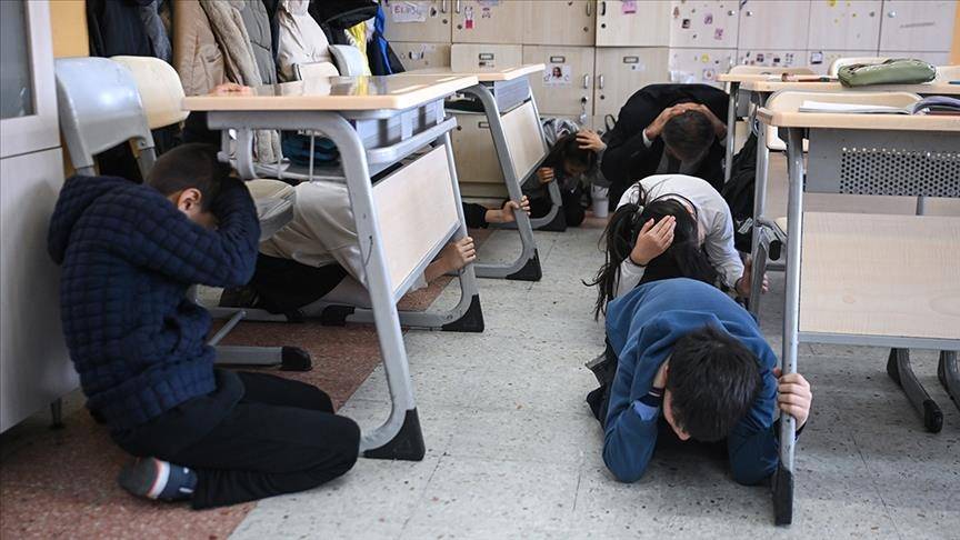 Okullarda eş zamanlı tatbikat yapılacak
