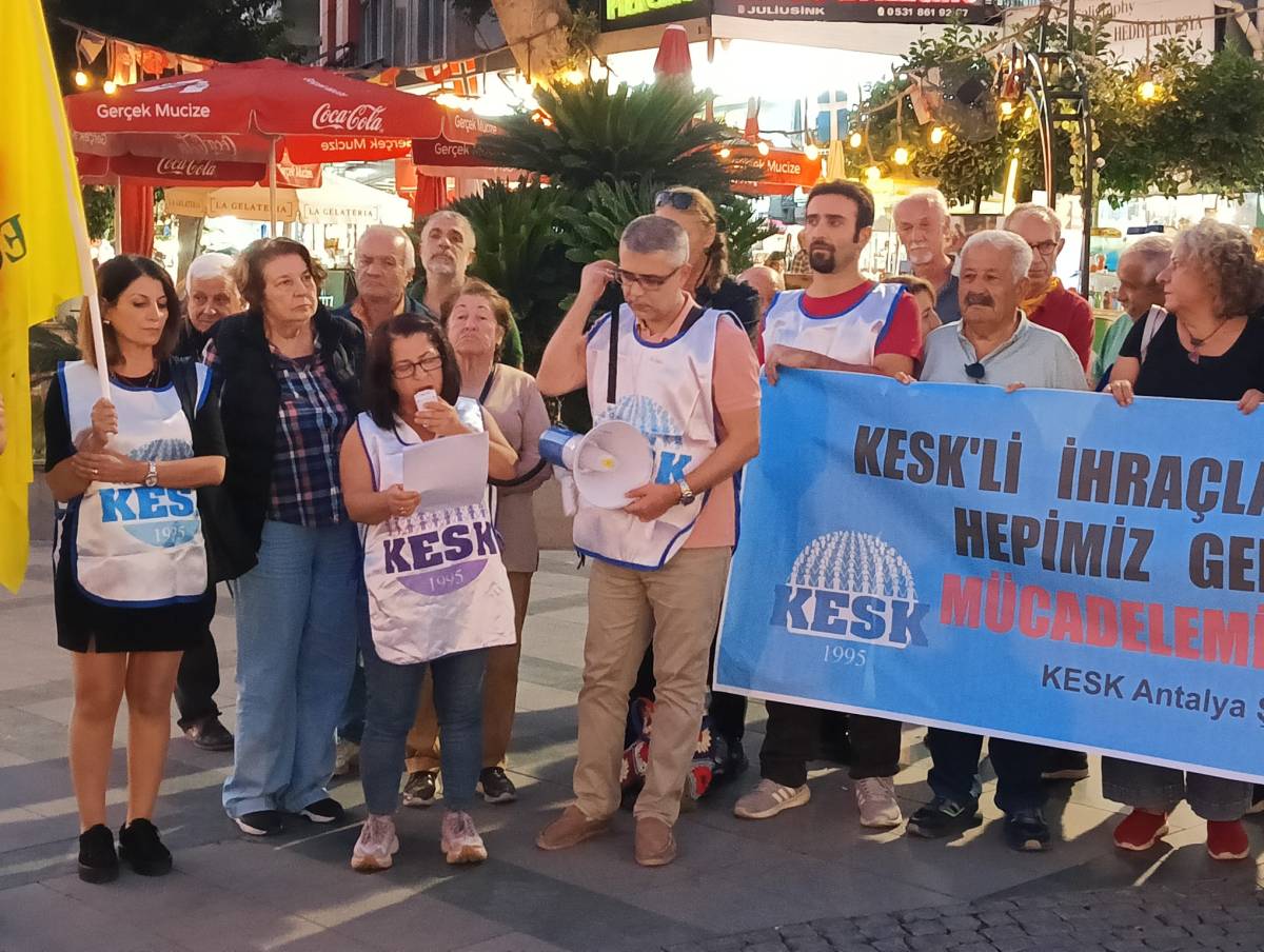 “KESK’liler 9 yıldır onurlu bir direniş sürdürüyor”