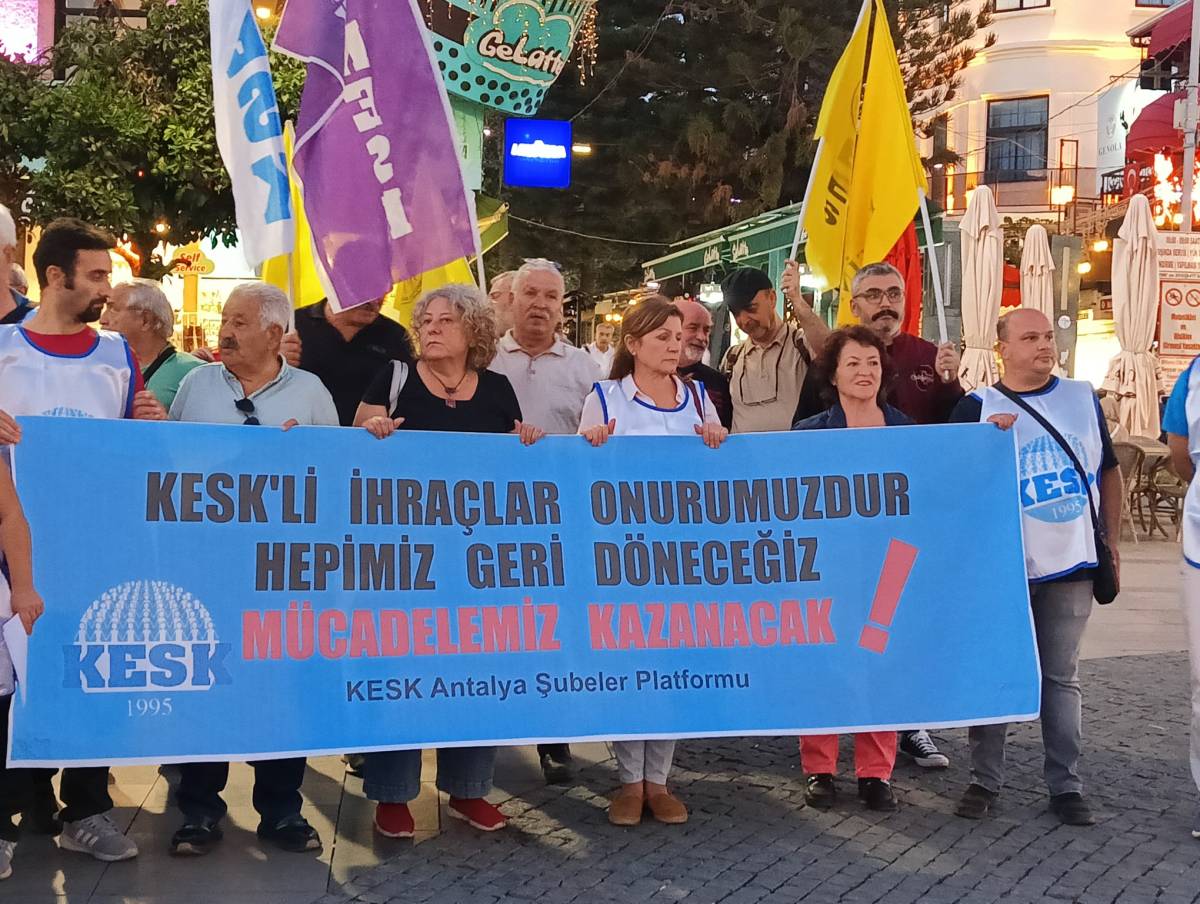 “KESK’liler 9 yıldır onurlu bir direniş sürdürüyor”