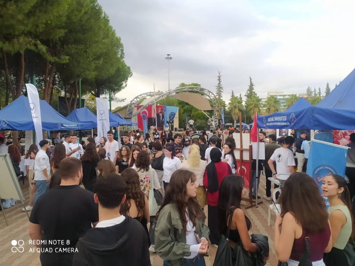 Akdeniz Üniversitesi’nde Topluluk Günleri başladı