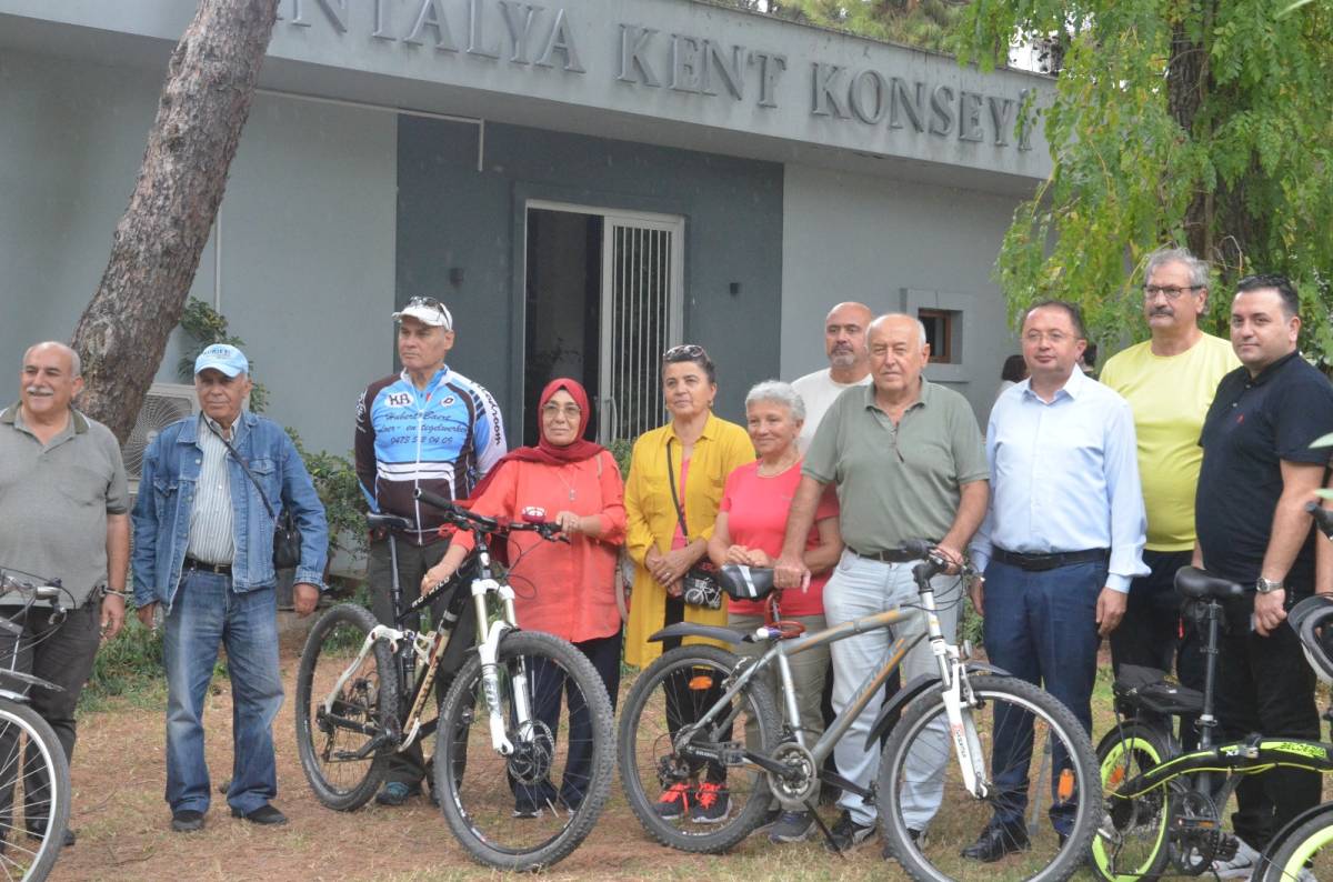 Antalya Kent Konseyi’nden çağrı: “Bisiklet Yolumu İstiyorum!”