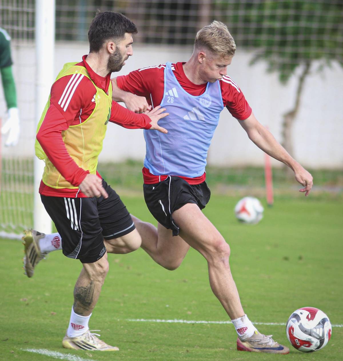 Antalyaspor, Göztepe karşısında iç saha kabusunu bitirmek istiyor