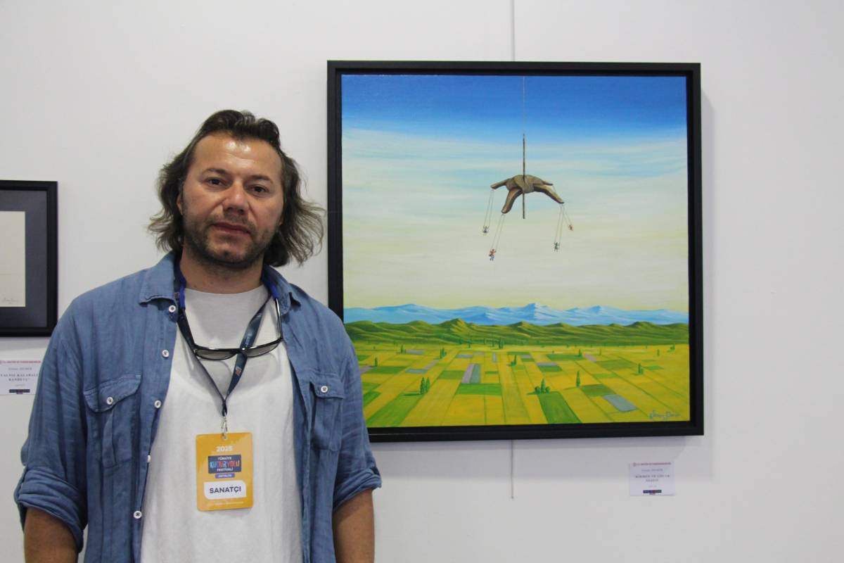 Antalya Kültür Yolu Festivali'nde açılan sergiler ziyaretçilerini ağırlıyor