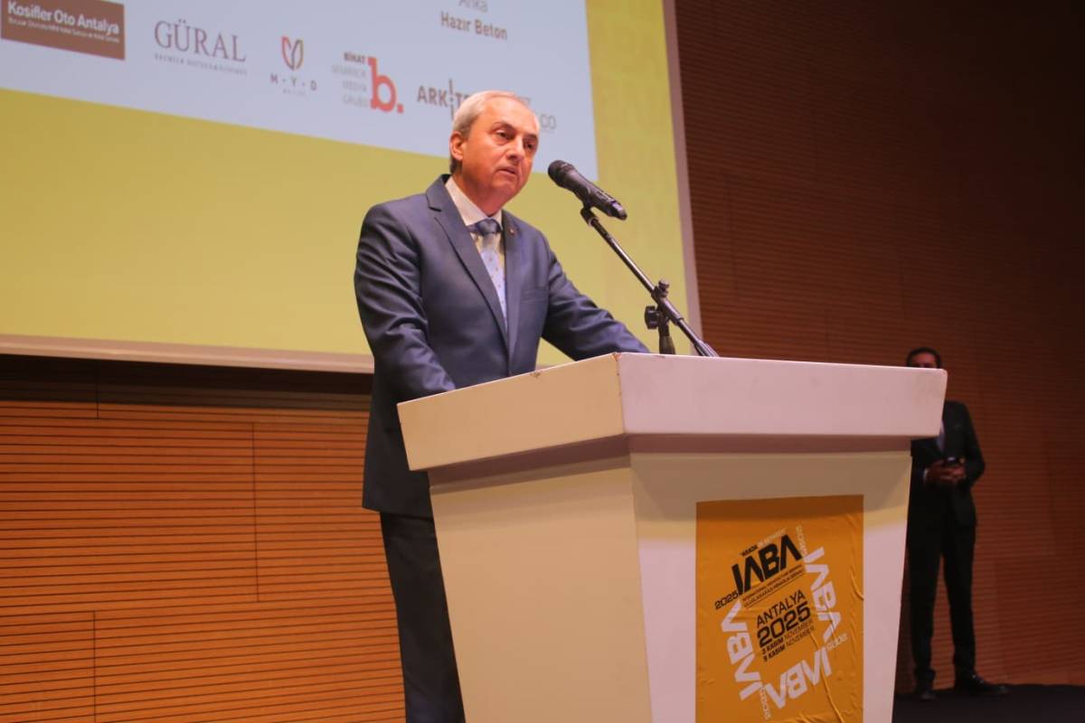 Antalya Mimarlık Bienali'nde “Hayaller hedefe dönüştü”