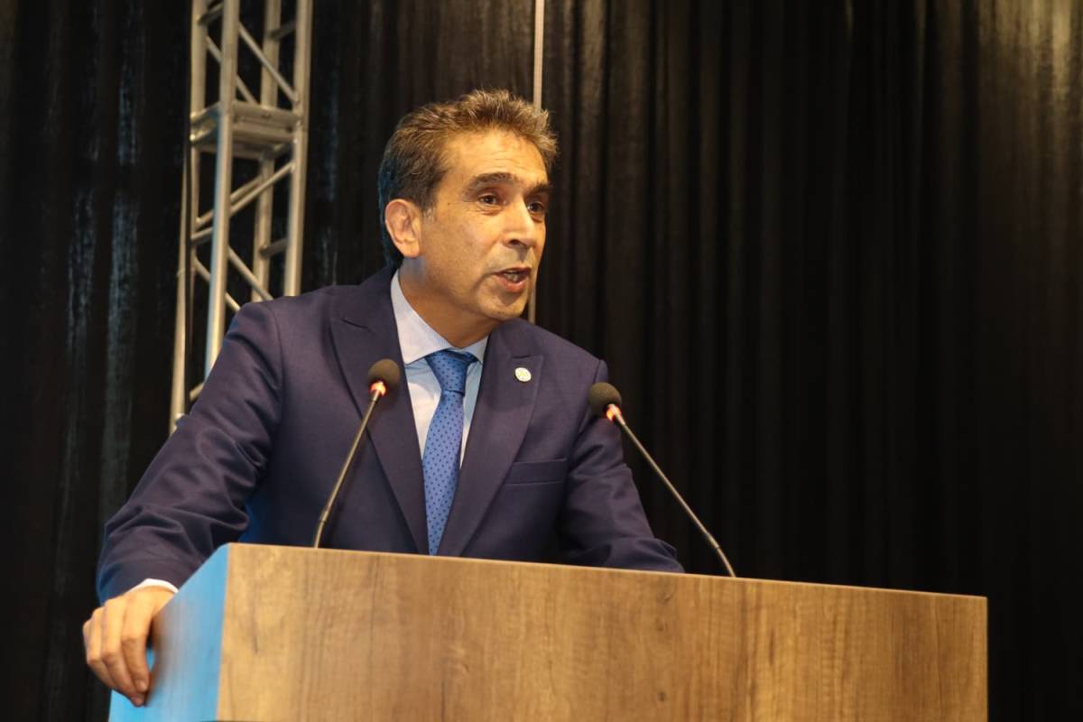 İYİ Parti Antalya İl Başkanı Ali Adnan Kaya güven tazeledi