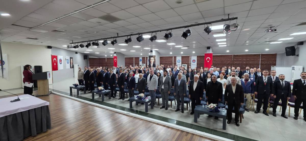 Turan, Türk Sağlık-Sen Antalya Şubesi’nin tekrar başkanı oldu