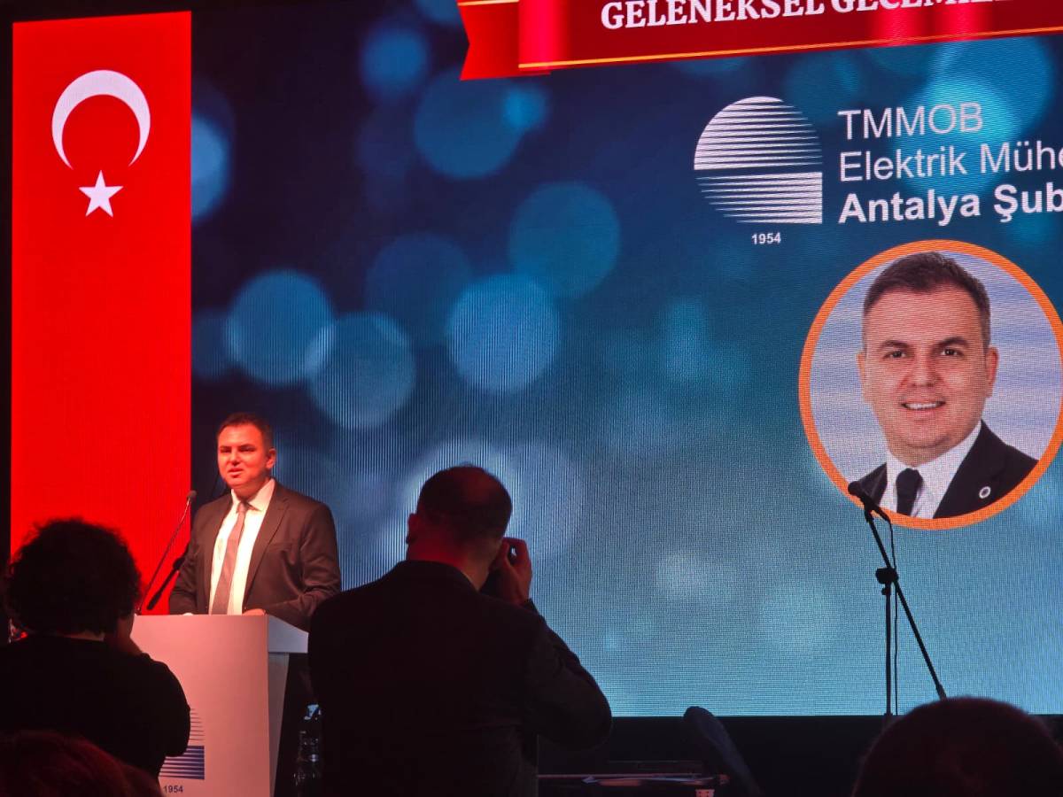 EMO Antalya Şubesi’nden mesleğin duayenlerine onur plaketi