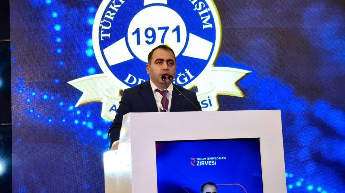 Teknoloji turizmi şekillendiriyor! Antalya’daki zirvede kritik mesajlar