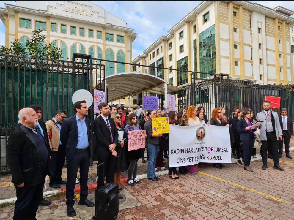 Kadına yönelik şiddet özel değil, kamusal bir meseledir