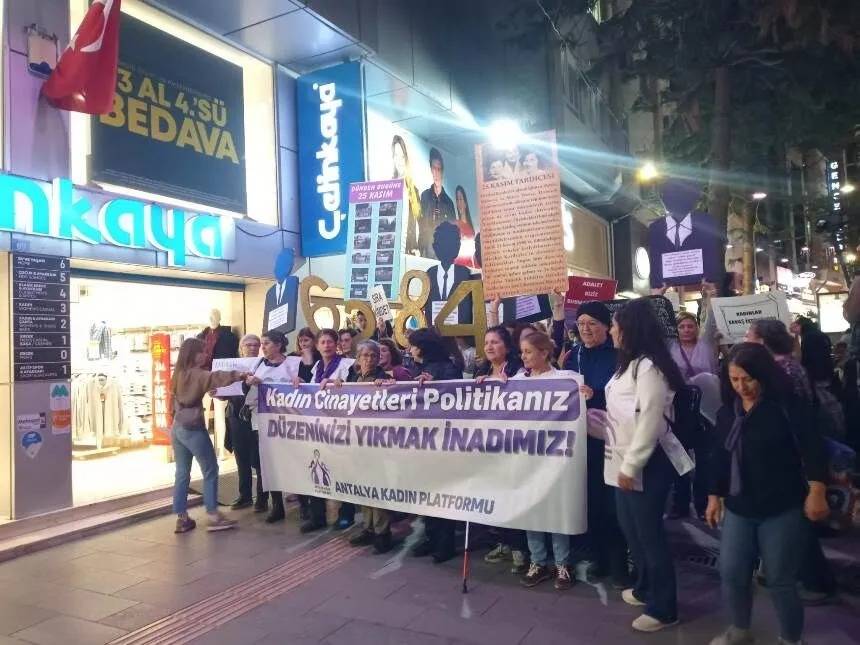 Kadınlar Antalya’dan ses yükselti