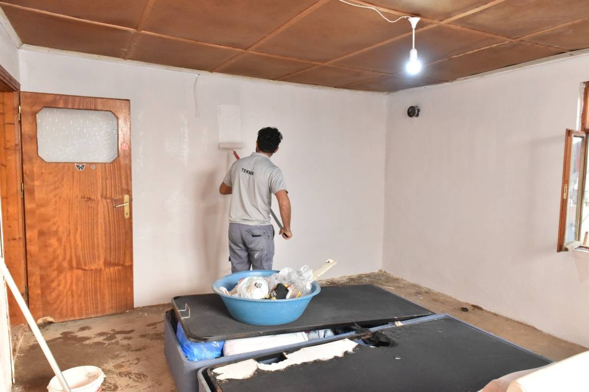 Ekonomik sıkıntı yaşayan aileye Kocagöz'den yardım eli