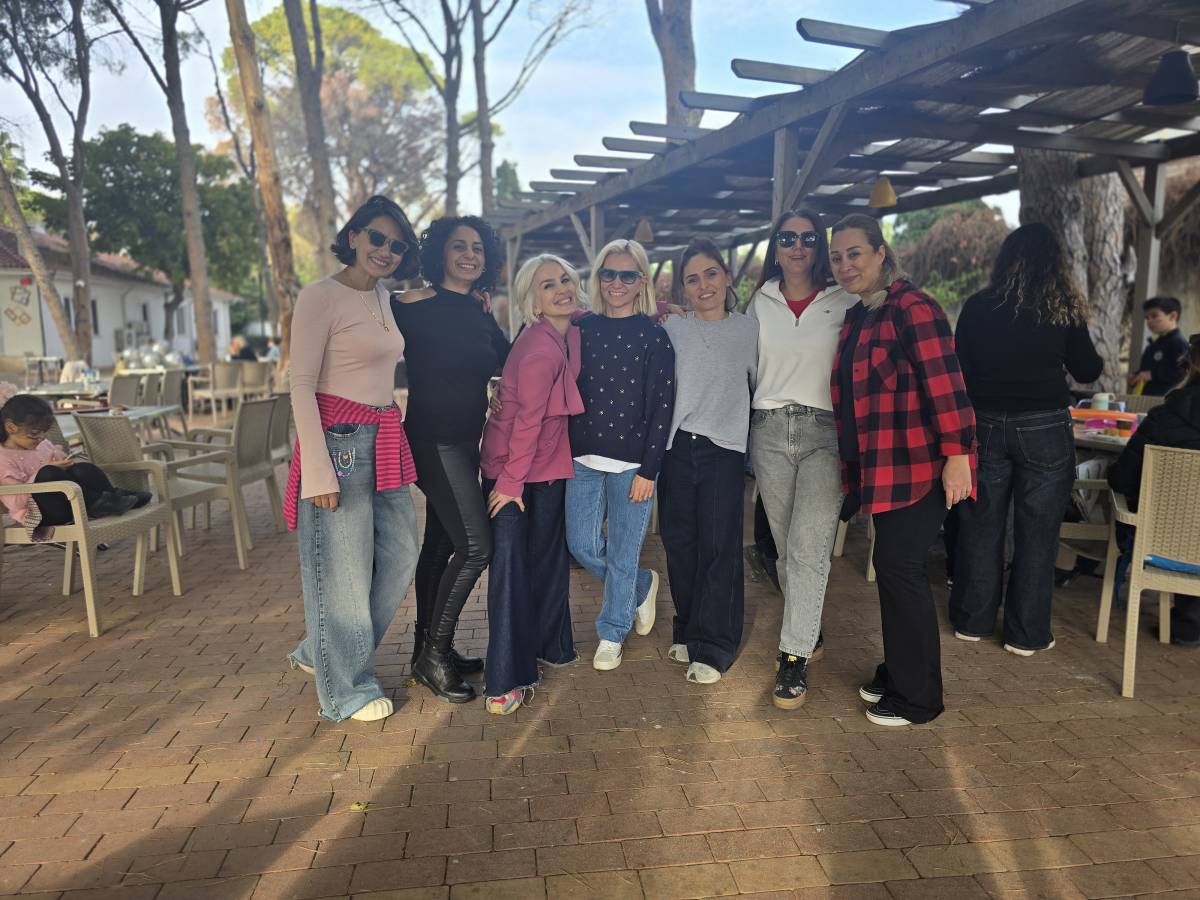 Engelsiz Cafe’de neşeli doğum günü kutlaması! Ela Kara 7 yaşında