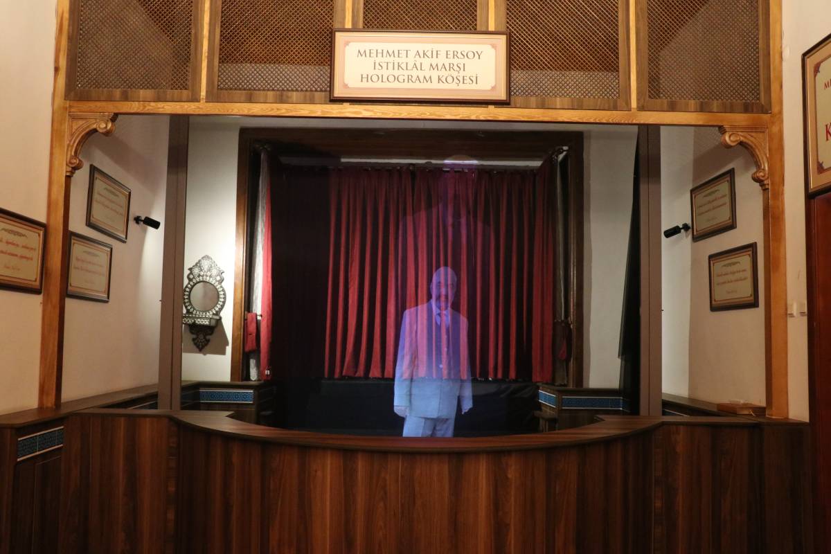 Tarihi konak, Burdur'un ilk milletvekili Mehmet Akif Ersoy’un yaşamına ışık tutuyor