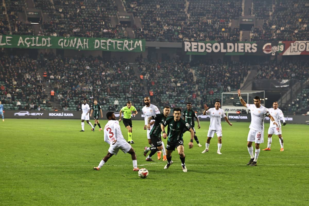 Trendyol Süper Lig: Kocaelispor: 2 - Antalyaspor: 1