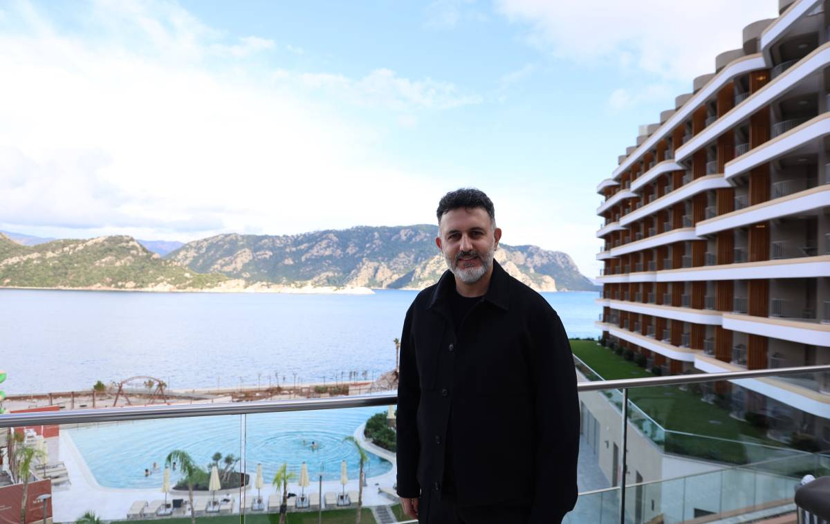 Kış ortasında havuz keyfi