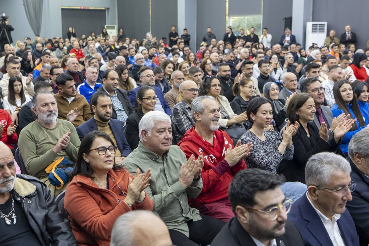 Mersin Büyükşehir Belediyesinden spora 20 milyon 781 bin TL'lik destek