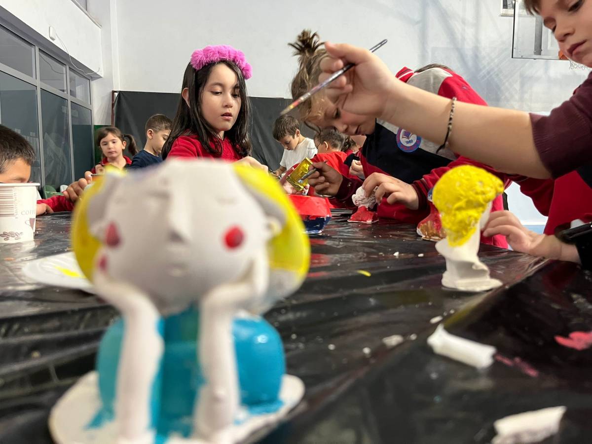 Menteşe’de çocuklar geleneksel oyunlarla geleceğe hazırlanıyor