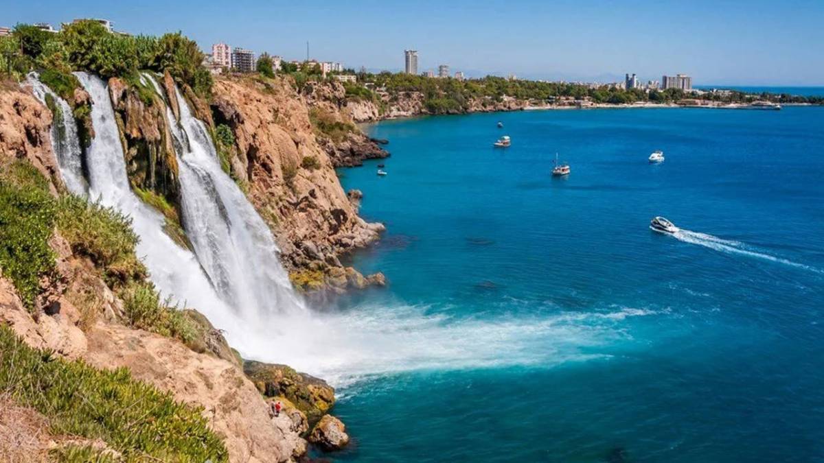 Dr. Fatih Uçar: “Bilimden ve kamusal sorumluluktan asla vazgeçmeyeceğiz”