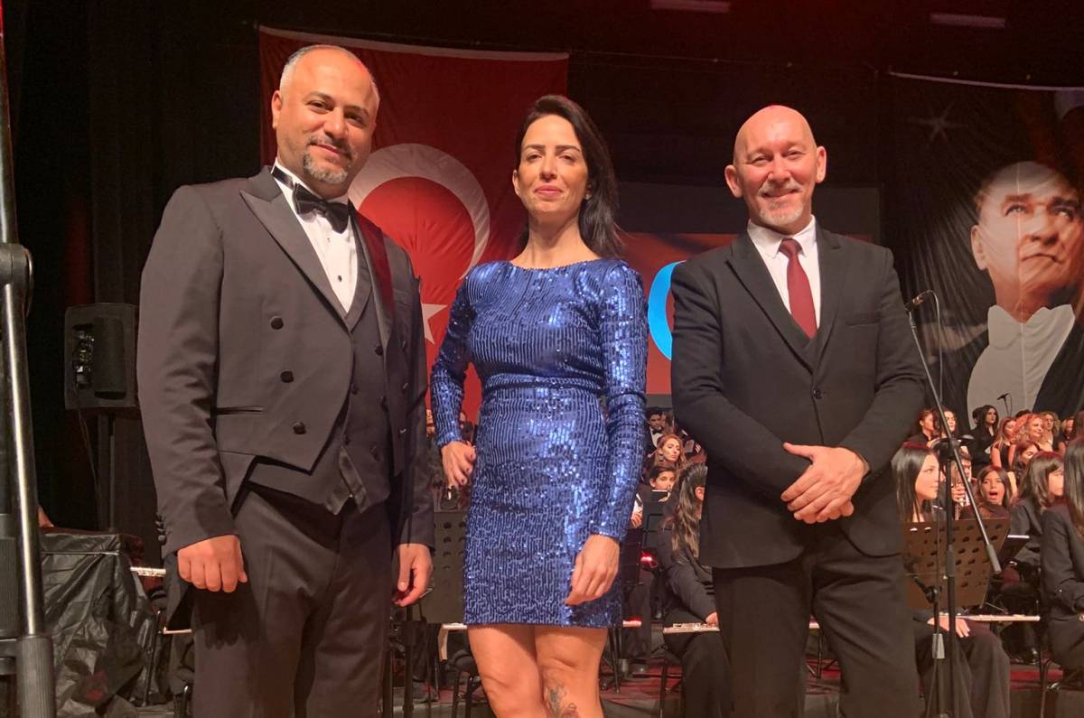 “Nesilden Nesile Kalpten Kalbe İyilik Konseri” çocuklara umut oldu