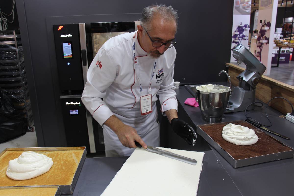 Antalya’da otel ekipmanları ile gıda ve içecek fuarları başladı