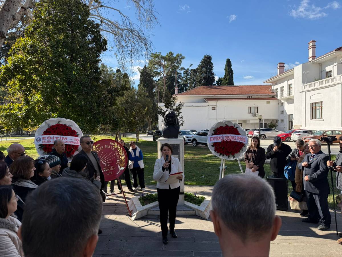 Antalya’da Zübeyde Hanım anıldı