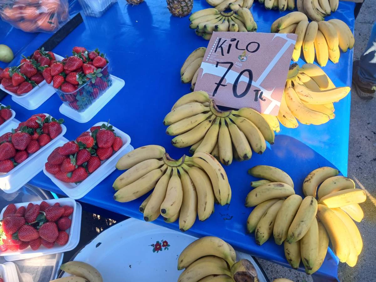 Antalya'da meyve fiyatları!