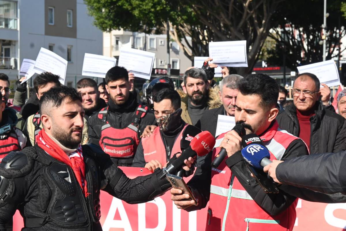 Antalya’da kuryeler iş bıraktı