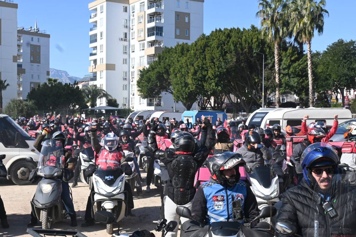 Antalya’da kuryeler iş bıraktı