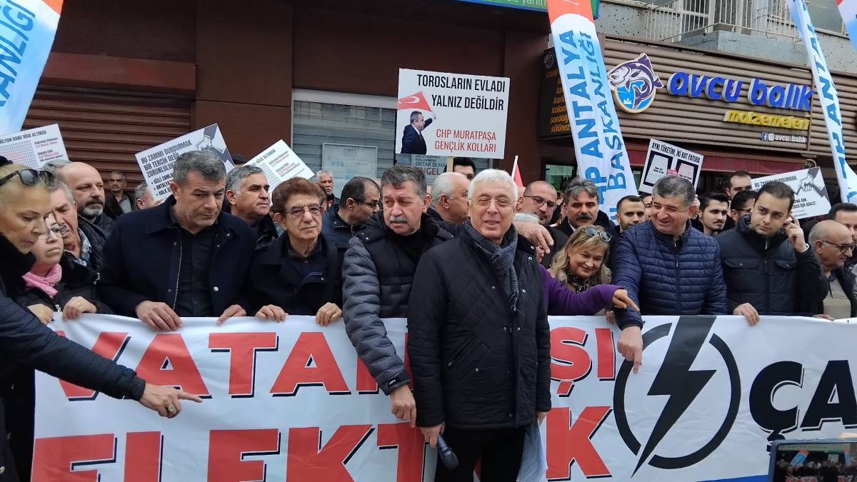 CHP’den elektrik zammına sert tepki: “Bu gizli zam emeklinin ışığını söndürüyor”