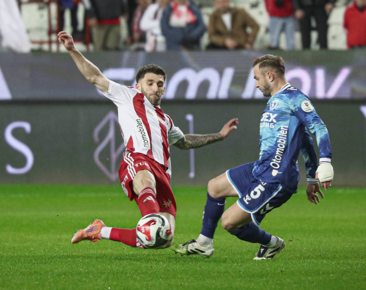 Antalyaspor, Samsunspor’u sahadan sildi!