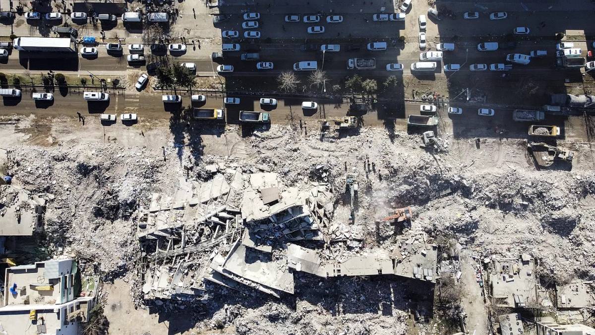 Deprem dirençli kentler lafla değil, bilimle olur